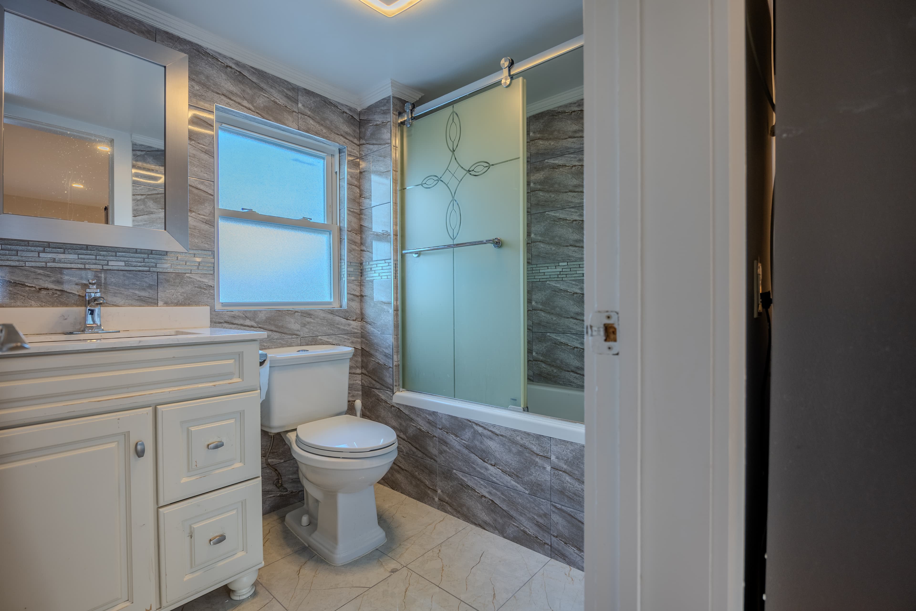 Featured listing 2